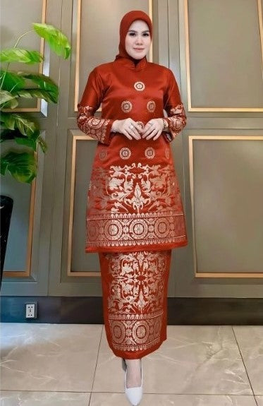 Baju Kurung in satin embroidered, Luxury Tunic Baju Raya Various Color and Size, style sumatra